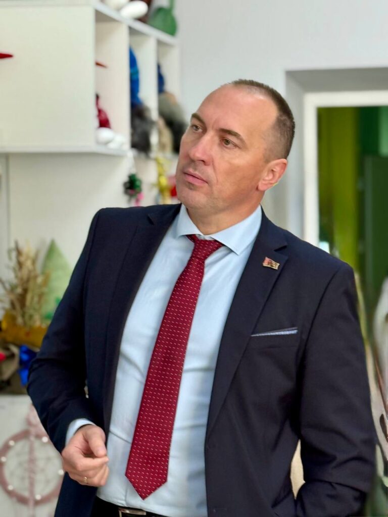 Визит министра